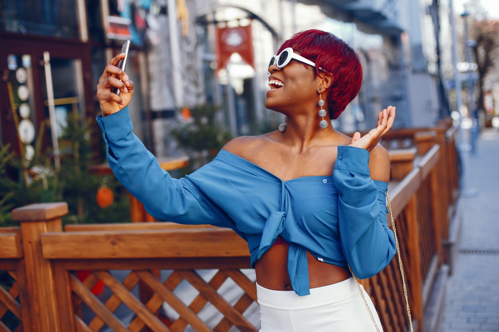 How to Stay Stylish While Staying Sustainable
